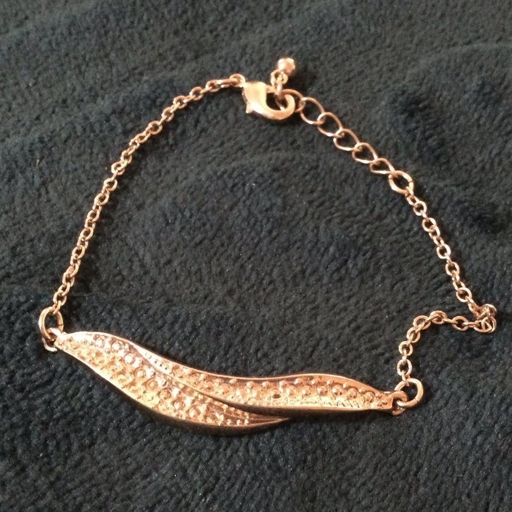 Elegant Gold-Tone Bracelet